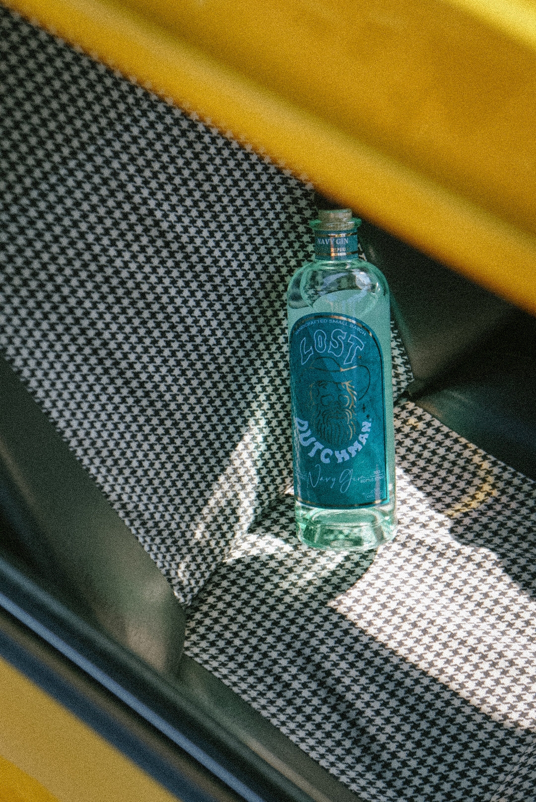 Navy Strength Gin Ultra-Premium – 57% ABV image 1